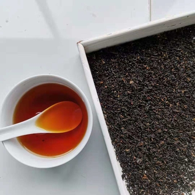 প্রাকৃতিক জৈব পাতার চা Osmanthus কালো চা জন্য স্বাস্থ্যকর প্রতিস্থাপন