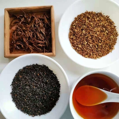 প্রাকৃতিক জৈব পাতার চা Osmanthus কালো চা জন্য স্বাস্থ্যকর প্রতিস্থাপন